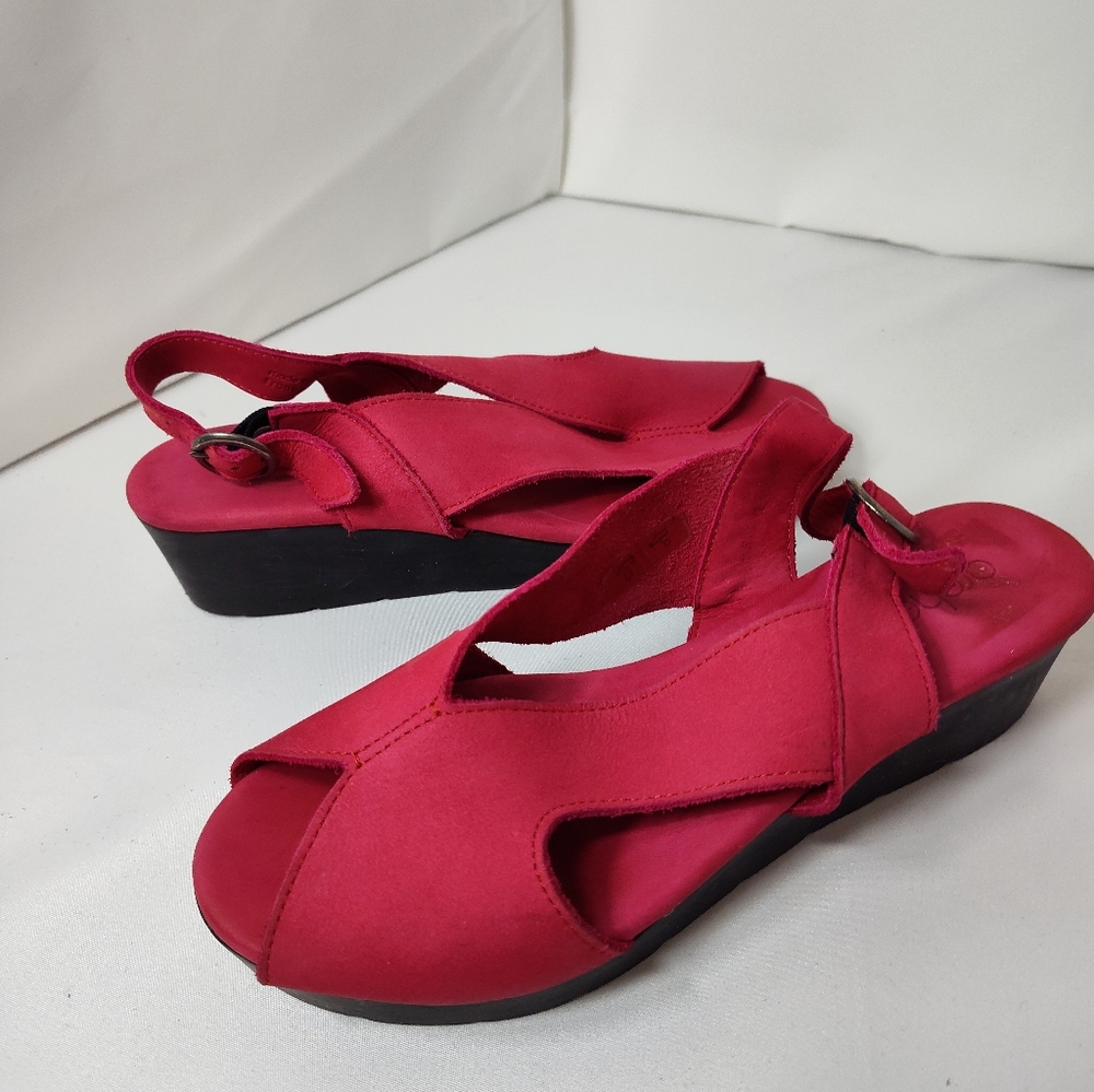 Arche Women's Red Suede Slingback Wedge Sandals Size US 6.5 OR EU 37